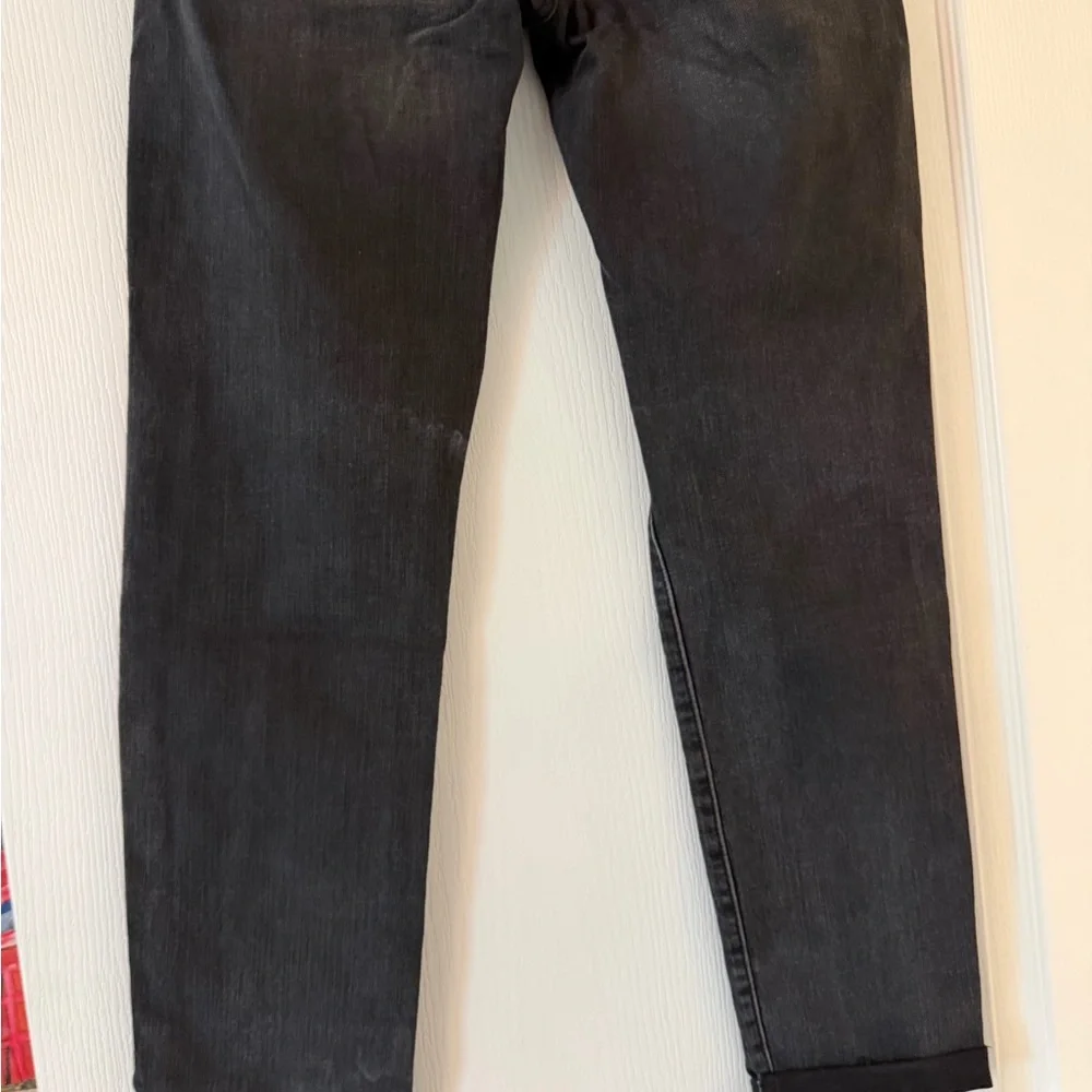 American Eagle Outfitters excellent no